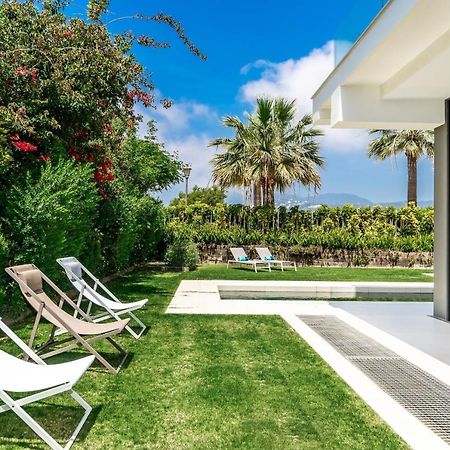All About Villa Gladiolo Marbella Exteriör bild