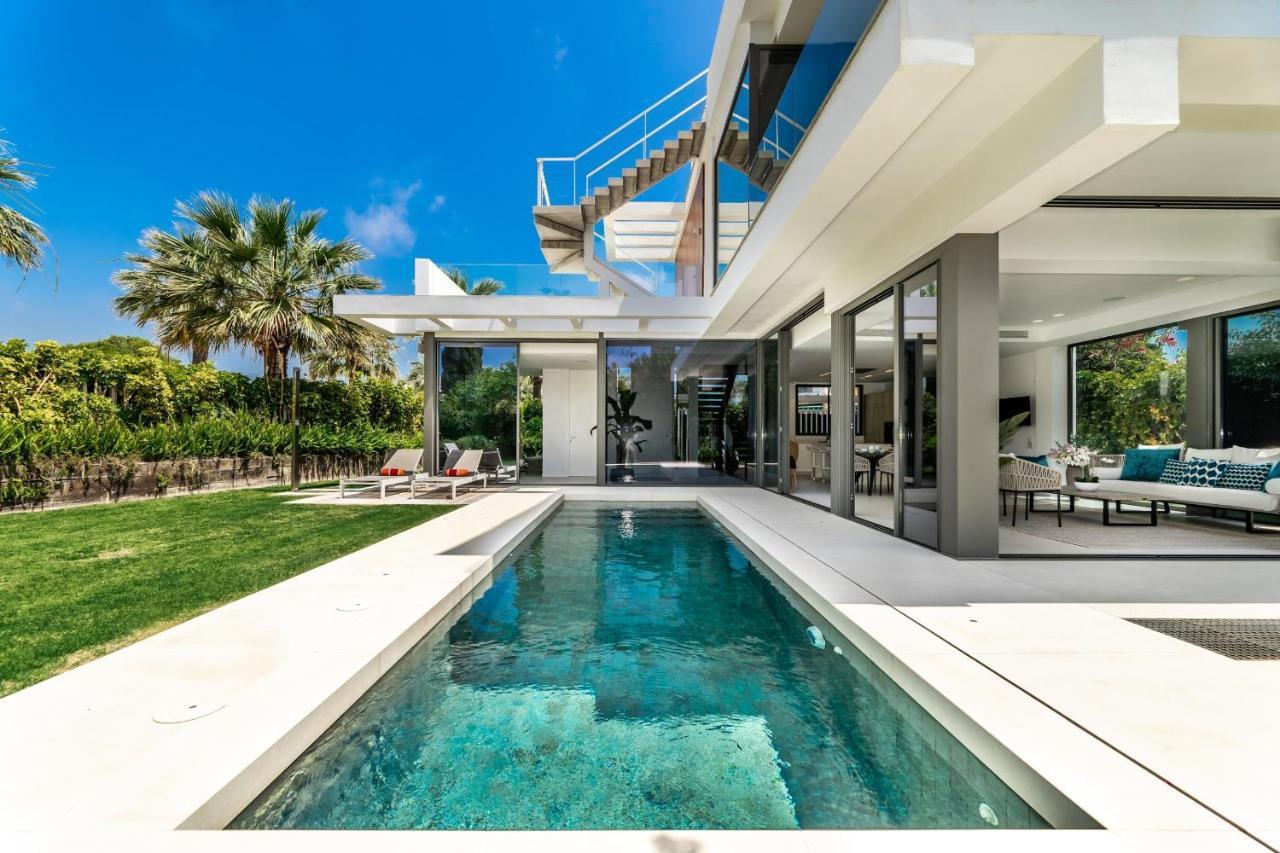 All About Villa Gladiolo Marbella Exteriör bild
