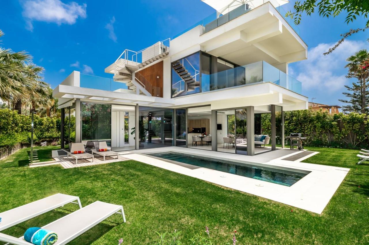All About Villa Gladiolo Marbella Exteriör bild