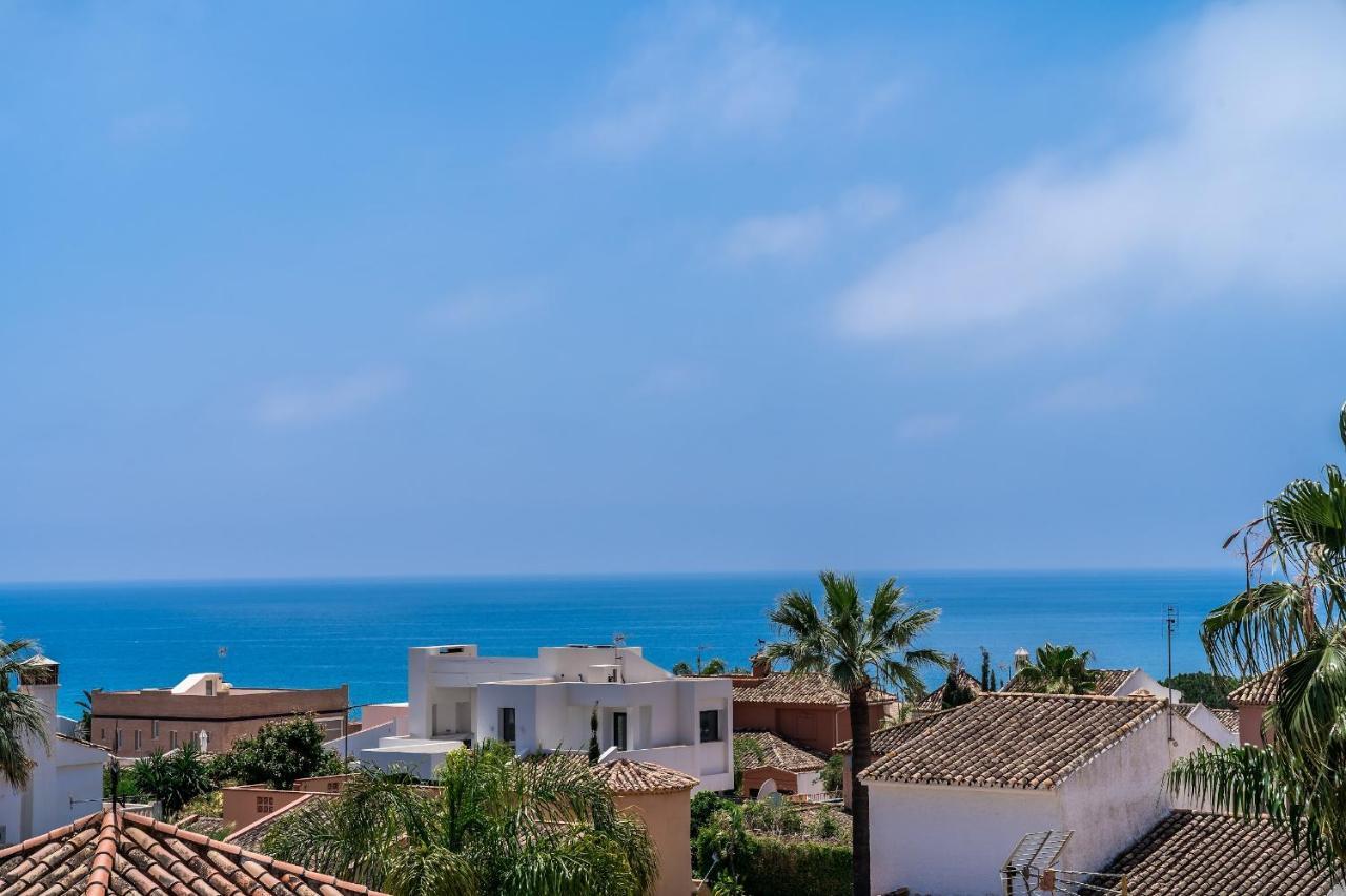 All About Villa Gladiolo Marbella Exteriör bild